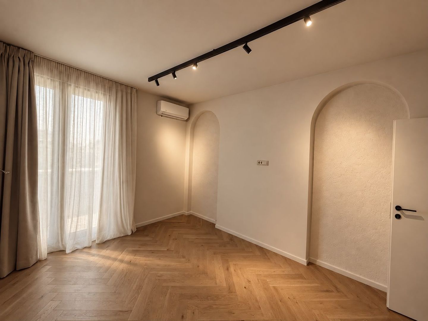 Apartament 3 camere | Bd. Unirii | parcare inclusă -1 - Poză 13