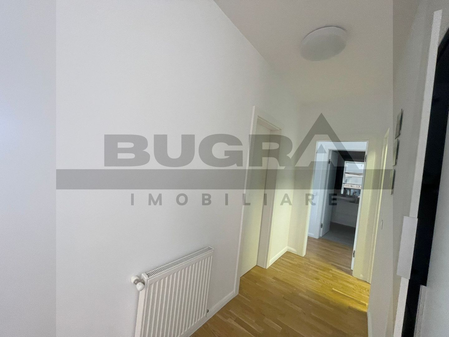 Apartament de 3 camere, modern, 80mp, parcare, zona Centrala - Poză 17