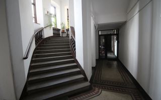 APARTAMENT DE  LUX  IN ZONA NEPTUN - Poză 14