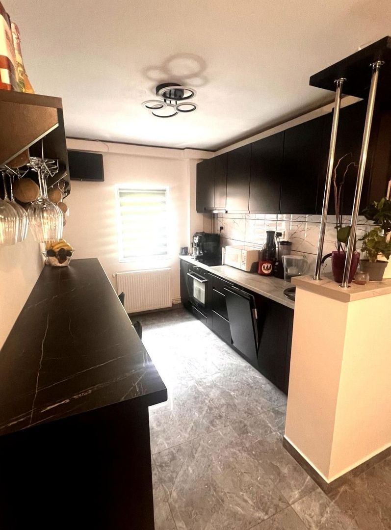 Soarelui | 3 Camere | Etaj 2 | 2 băi | Centrală proprie - Poză 2