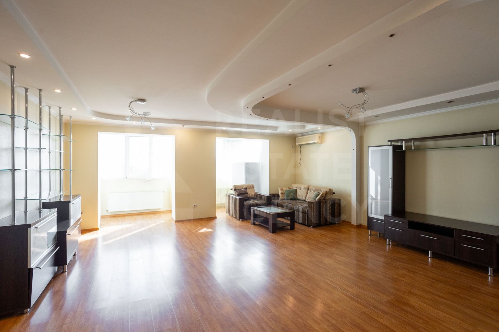 Vânzare, apartament, 3 camere, strada Melestiu, Centru - Poză 2