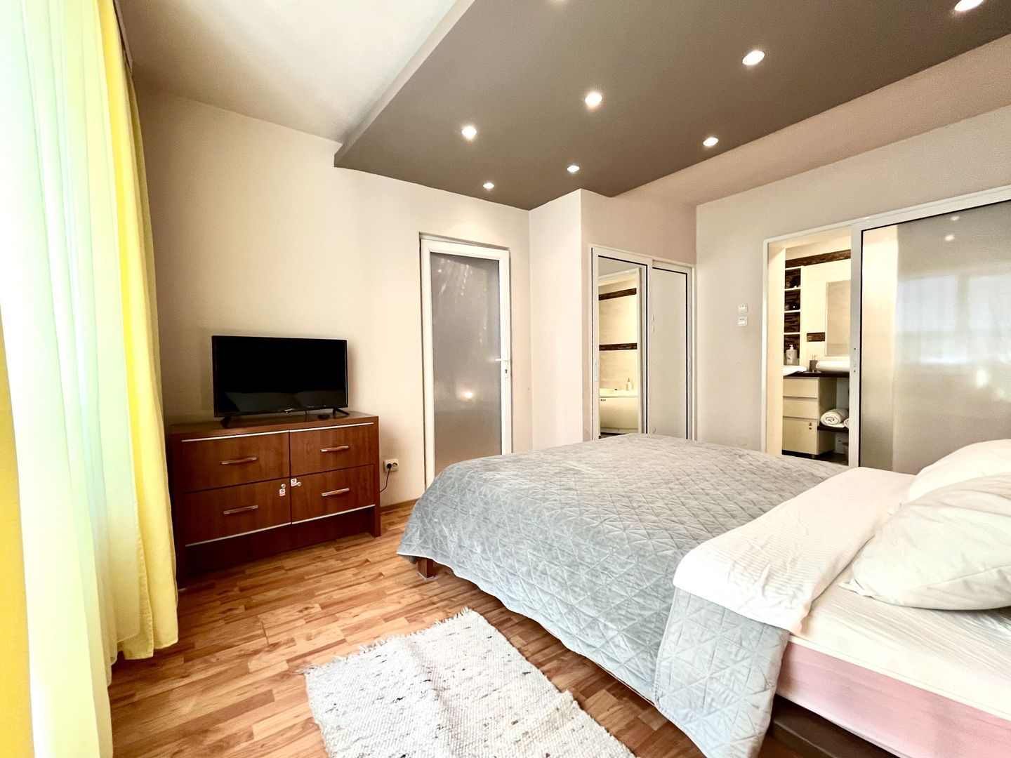 Apartament 2 camere, modern, zona Central- Medicina - Poză 8