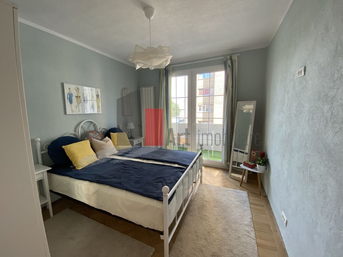 Apartament deosebit 2+1 camere complet renovat - Natiunile Unite - Poză 5