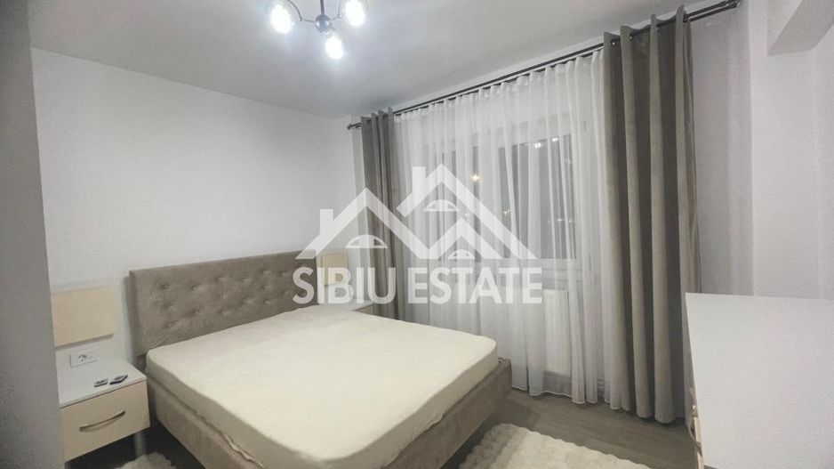 Apartament de vanzare cu 2 camere decomandat, etaj 2, pivnita- Cartierul Strand - Poză 8