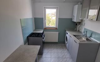 Apartament cu o camera, zona Gara, 3/4 - 73.000 euro ! - Poză 3