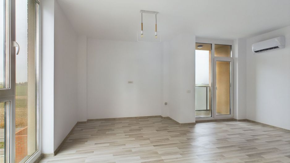 Apartament cu 2 camere, etaj 1, zona Torontalului - Poză 3