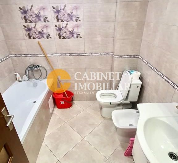 ETAJ INTERMEDIAR - 3 CAMERE - 2 BAI - 2 LOCURI DE PARCARE - POPAS PACURARI - Poză 10