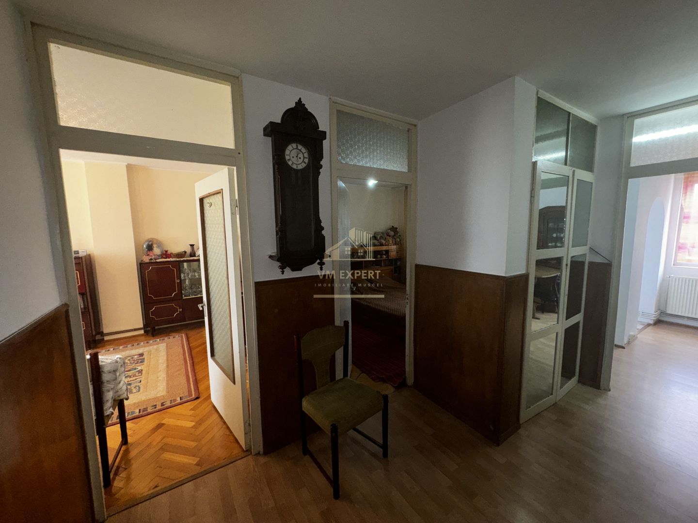 APARTAMENT 2 CAMERE, CAMPULUNG, ETAJ 3, GRUI - Poză 5