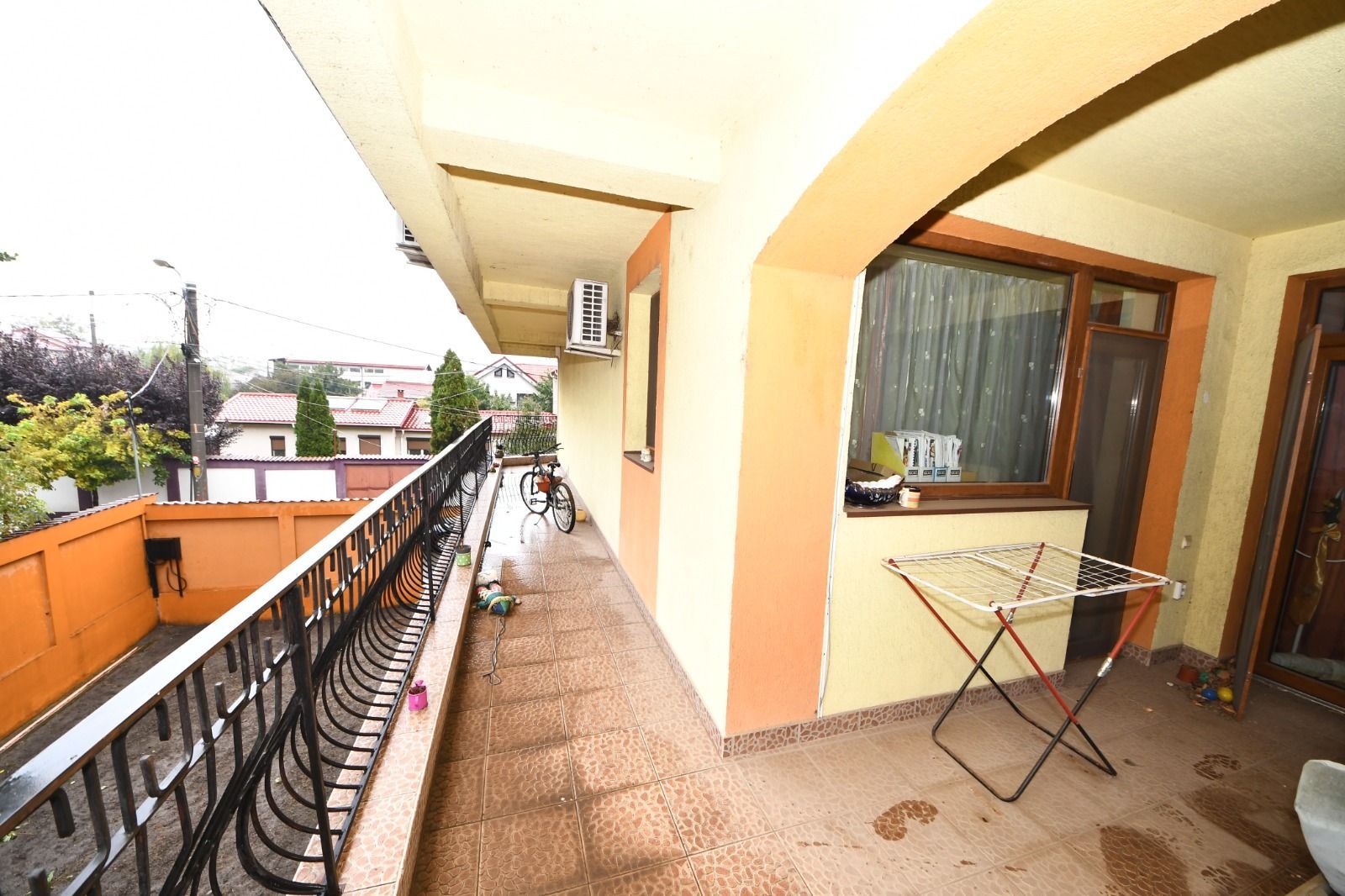 Vila spatioasa, constructie solida, zona micro 17 – Galati - Poză 29