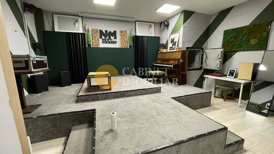 SPATIU COMERCIAL - 3 CAMERE - COMPLEX NEWTON - DE INCHIRIAT - Poză 7