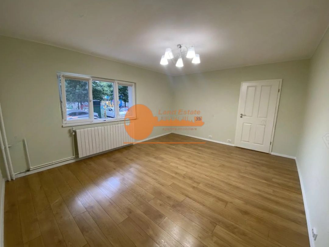 2camere 13 septembrie - 1987 - Poză 4