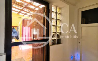 Proprietate mixta de vanzare apartament si spatiu comercial, Oradea - Poză 11