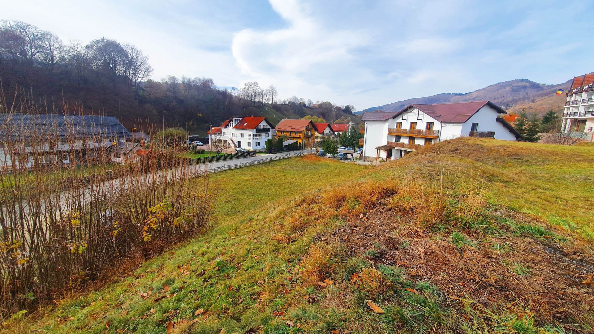 Bran Moeciu, pretabil pensiune sau dezvoltare imobiliară - Poză 12