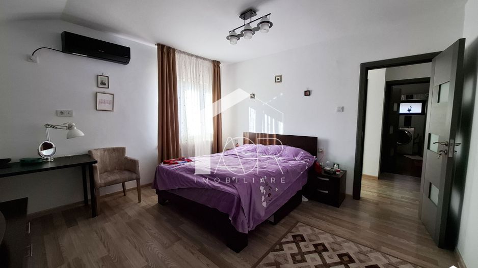 Vila cu 7 camere de vanzare in Paulesti - Poză 15