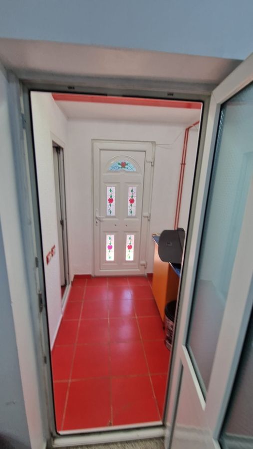 Spatiu comercial 70mp Str. George Valsan / Crangasi - Poză 4
