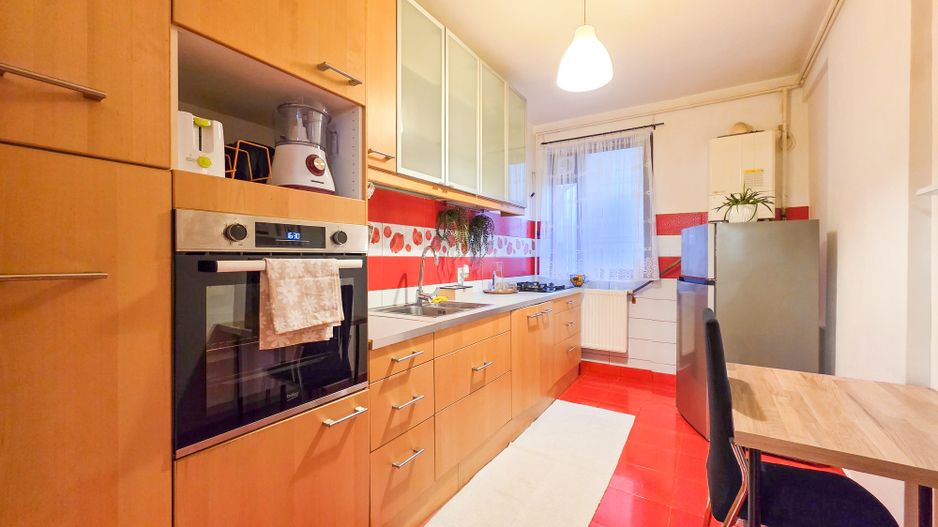 Apartament spațios de 3 camere, 83 mp utili, Prelungirea Ghencea - Poză 15