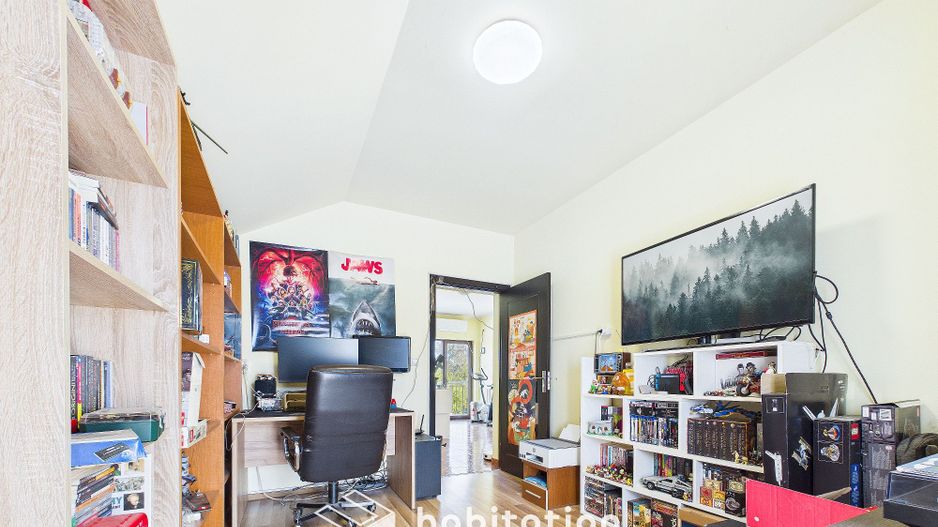 Casă individuală spațioasă și luminoasă cu garaj, în Mircea cel Bătrân - Poză 22