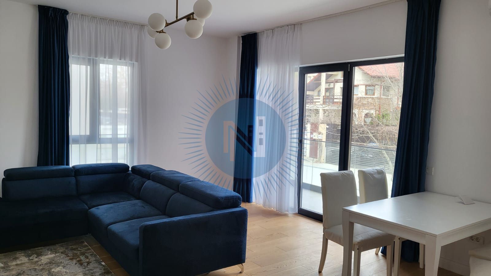 Apartament cu 2 camere cu vedere la lac - Poză 2