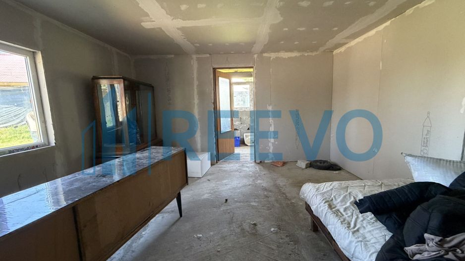 Casă Sat. Drăgești, Comuna Dămienști - Poză 15