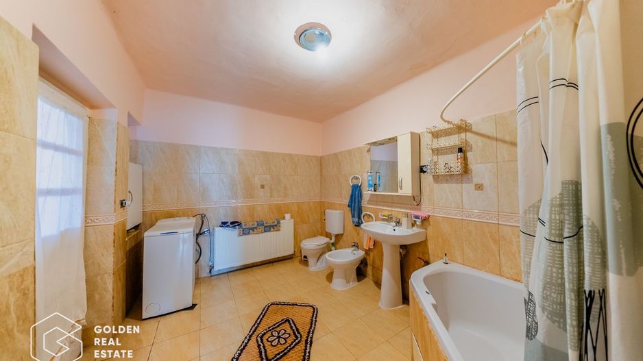 Casa Frumuseni cu teren 1365 mp, comision 0% - Poză 8