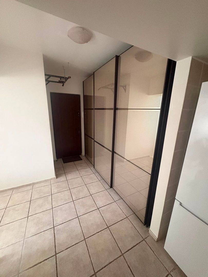 De inchiriat apartament cu 2 camere bloc Privilege, et. 1, 500 E - Poză 6