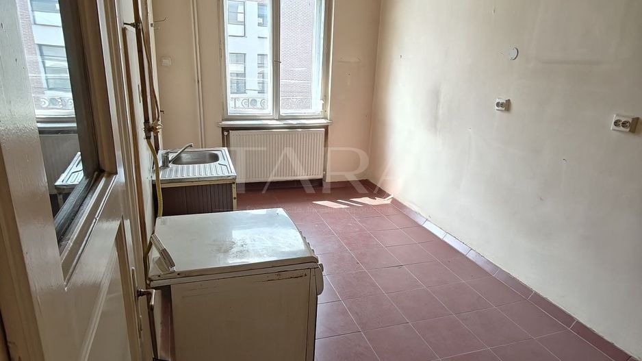 Apartament 2 camere in Centru, zona Platinia - Poză 5