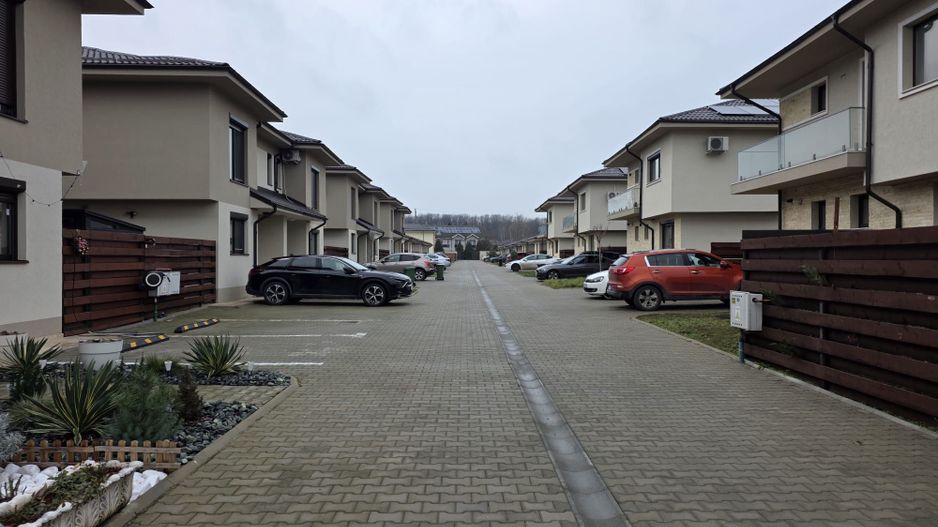 Vila eleganta CORBEANCA 5 camere - Poză 17