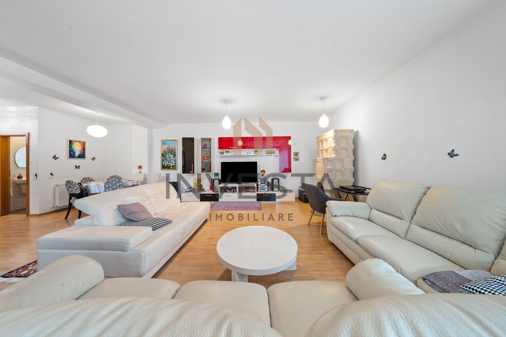 Casa eficienta energetic, cu garaj si 3 locuri de parcare | Faget - Poză 2