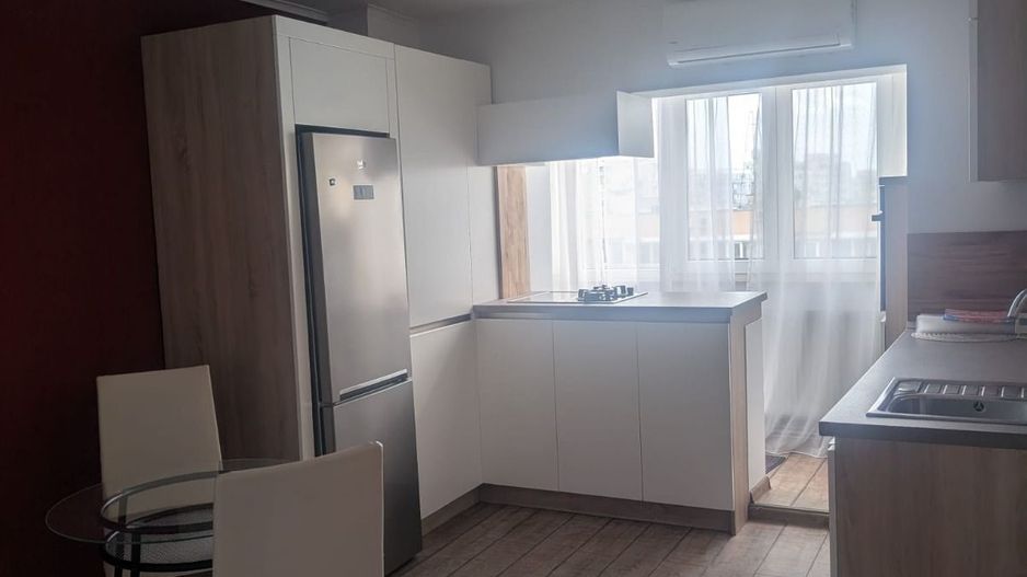Închiriere 3 Camere, 90mp, Rahova - Sebastian, Centrală Proprie - Poză 11
