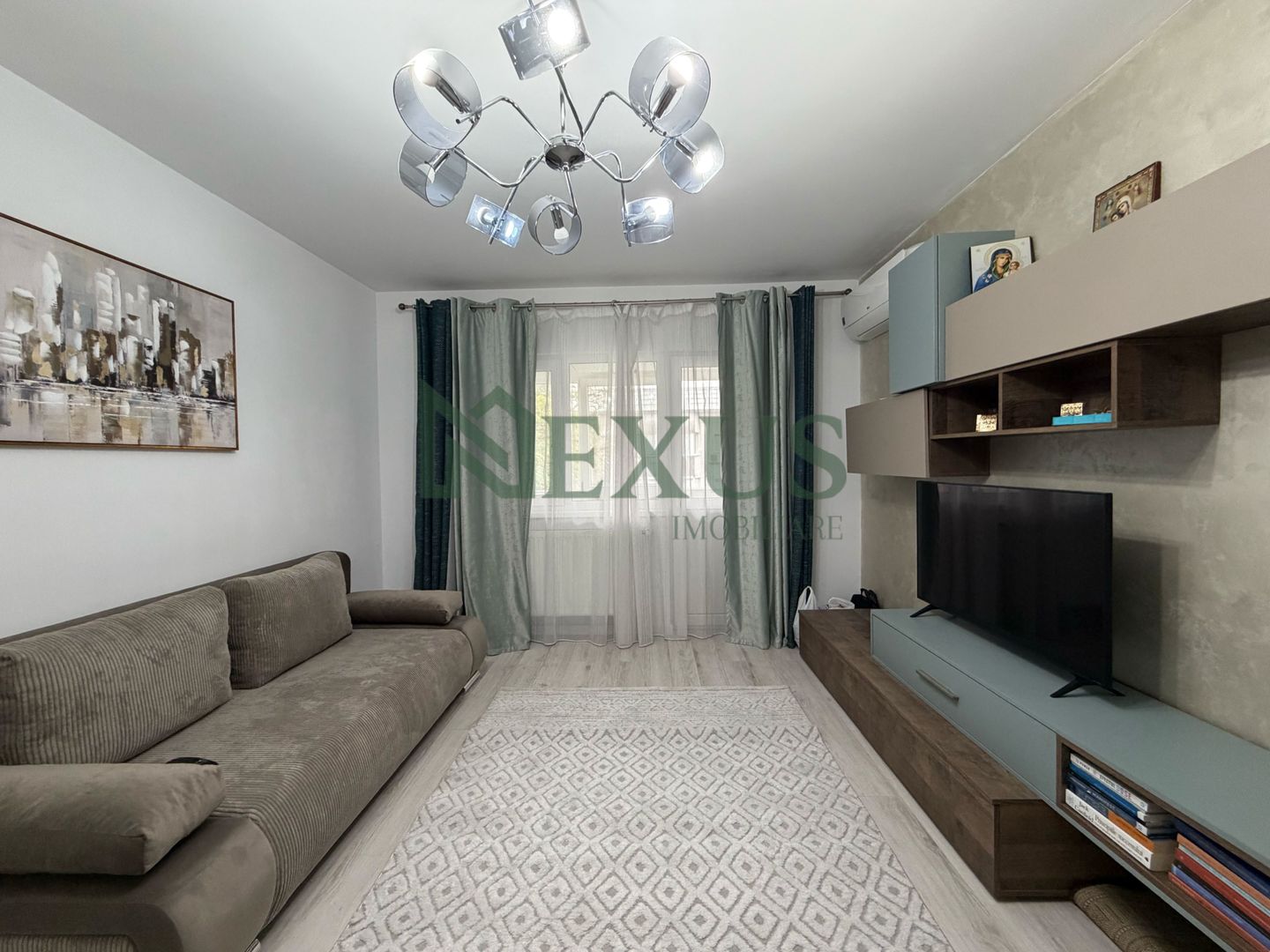 Apartament 2 camere, semidecomandat, zona Bistrita Lac - Poză 1