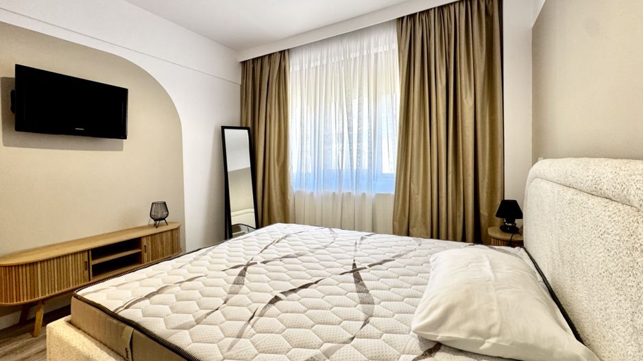 Apartament cu stil, eleganță și energie vibrantă, în Piața Victoriei - Poză 13