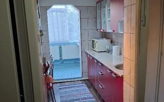 Vand apartament 2 camere, decomandat, 95000 euro - Poză 2
