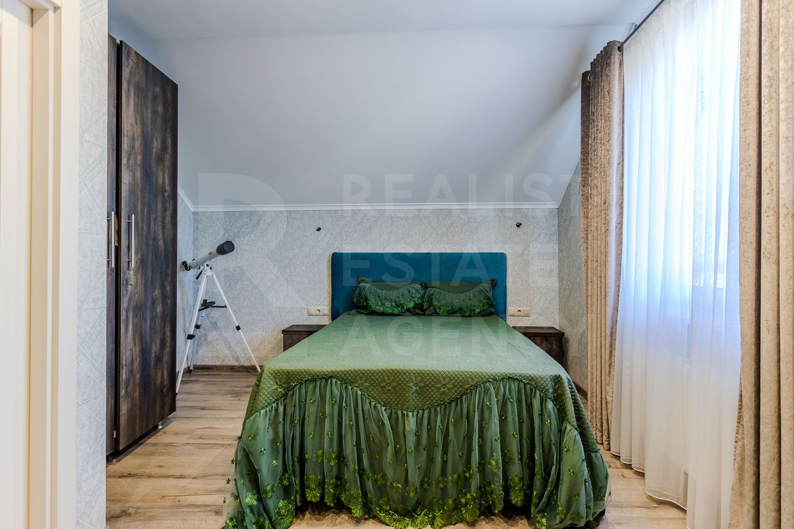 Vânzare, casă, 2 nivele, 230 mp+2,3 ari, str. Independenței, Bubuieci - Poză 40