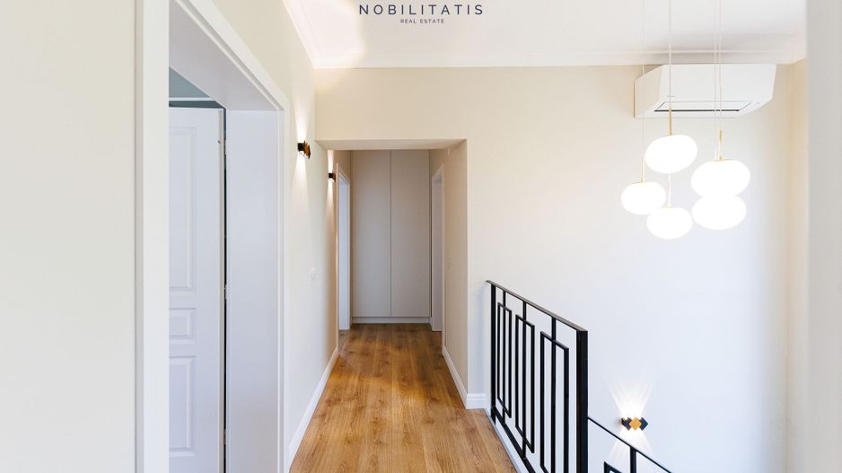 Oferta Vanduta -Casa Segmentul Lux, Garaj | 4 dormitoare | Langa Padure&Lac - Poză 24