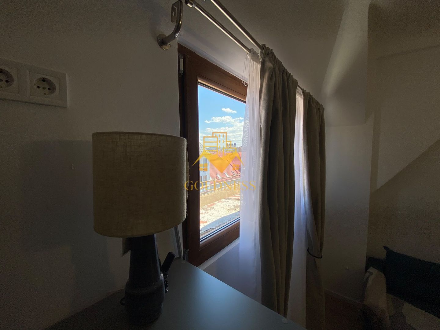 Apartament 40 mp la 2 minute de Piata Muzeului! Bloc istoric cu lift! - Poză 11
