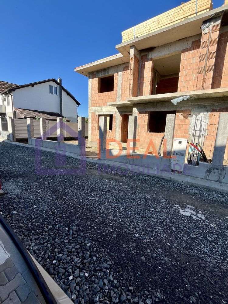 Duplex cu 4 camere si gradina in Selimbar, zona Trifoiului - Poză 5