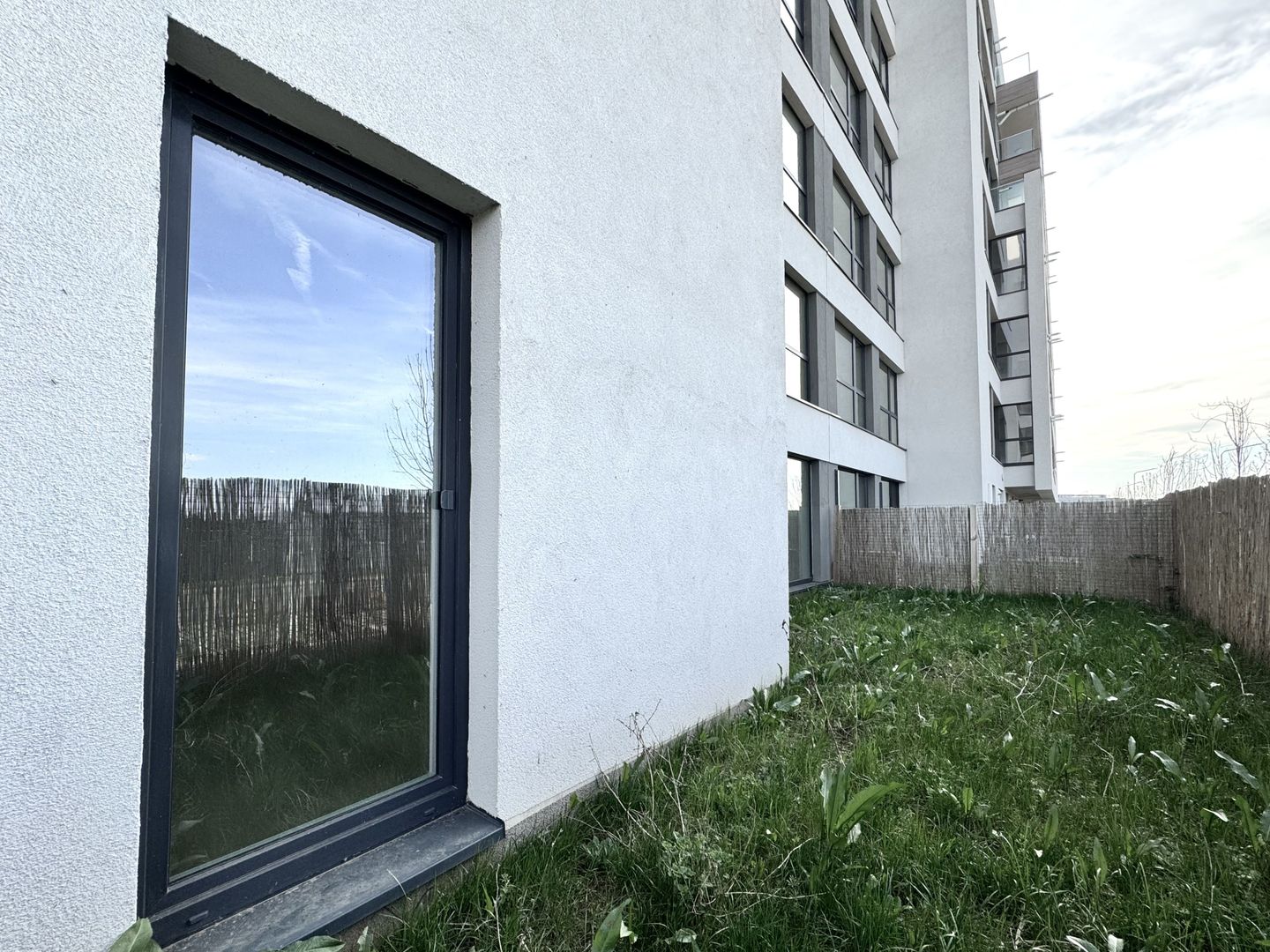 Apartament 4 camere Decomandat + Grădină Proprie - Atria Urban Resort - Poză 7
