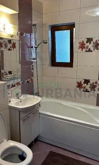 Închiriez Ap..2 camere Podu Roș, Aleea Rozelor et.1 - Poză 6