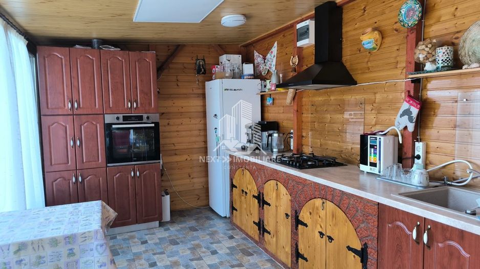 Proprietate Costinești  6 camere si teren 476 mp - Poză 19