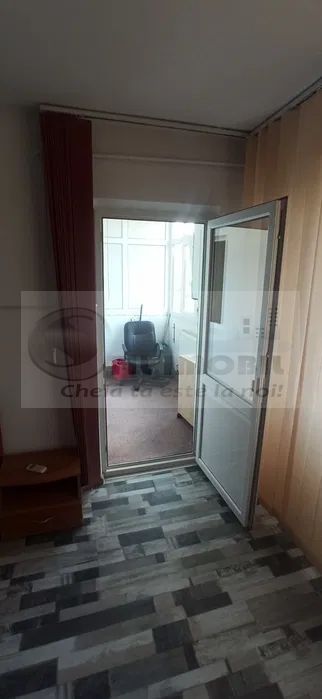 Apartament 1 camera Podu de Fier-  350 EURO - Poză 4