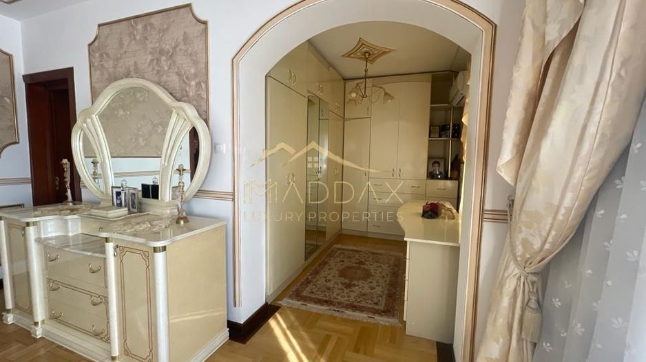 Vila superba**8 camere** Teren 1300 mp**Sauna +Piscina//Pipera - Poză 15