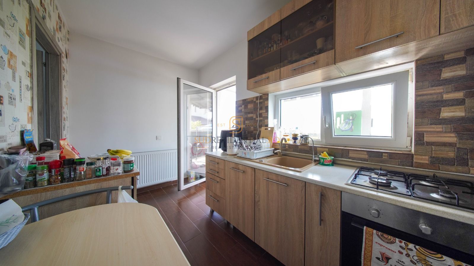 Duplex modern 4 camere + mansardă, complet mobilat – Comuna Berceni - Poză 12