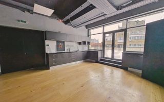 Zero comision, 290mp birou versatil cu terasa 340mp, Romana, 6' metrou - Poză 7