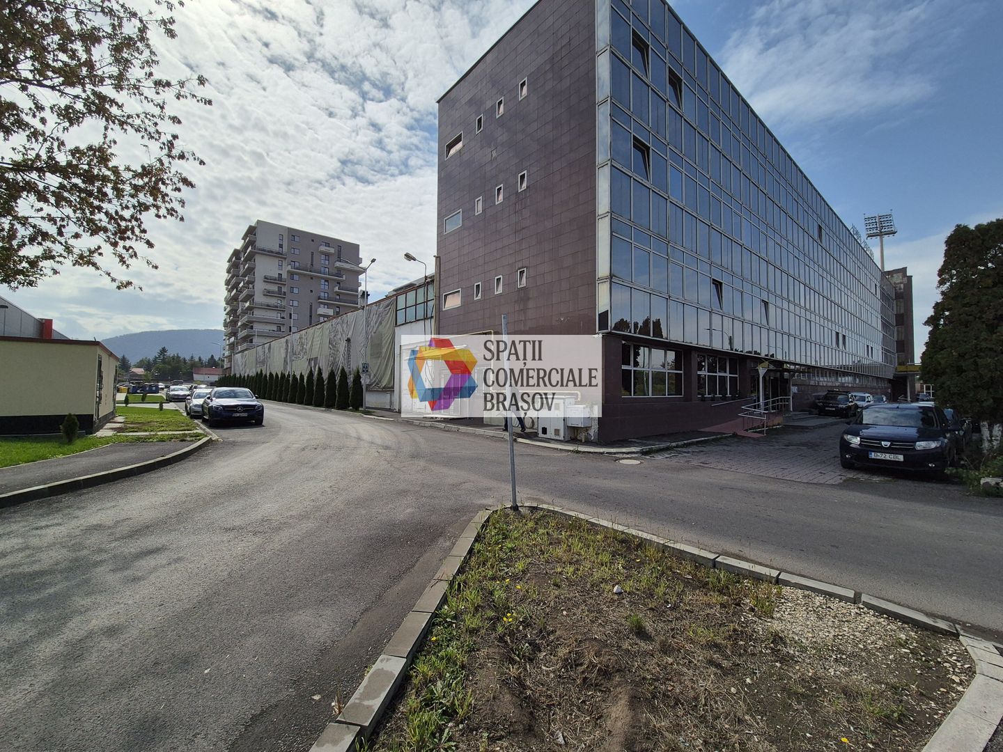 Hala de vanzare Brasov - 2666 mp - Poză 1