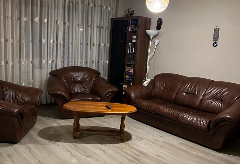 De inchiriat apartament cu 3 camere, str. Anghel Saligny, 450 euro - Poză 3