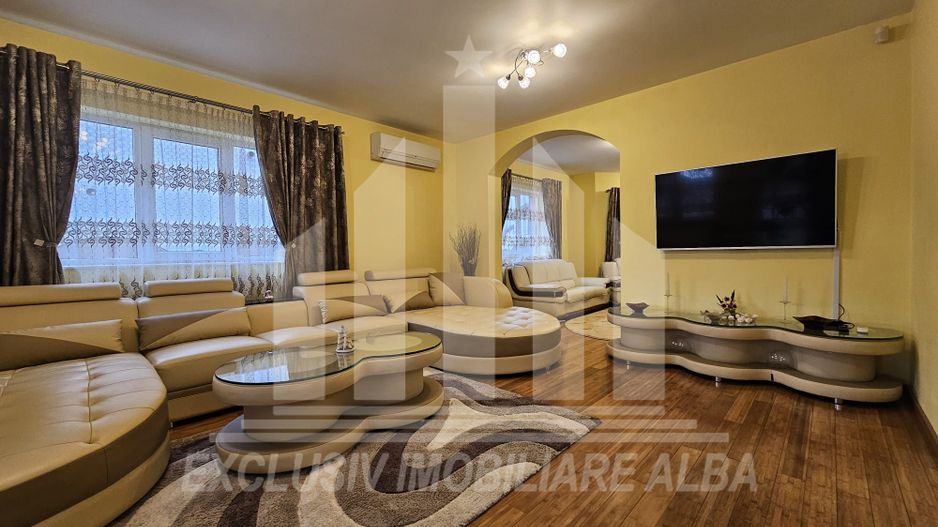 Casa individuala | Garaj | 200 mp | Asfalt | Mobilata | Alba-Micesti - Poză 3