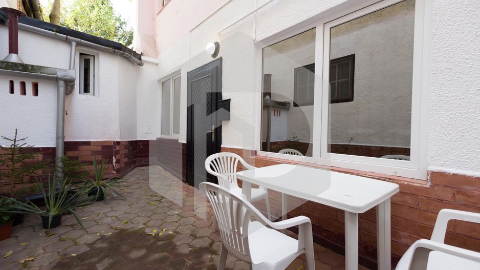 Apartament 2 camere Ultracentral | 40 mpu | Str. Filarmonicii | Terasa - Poză 1