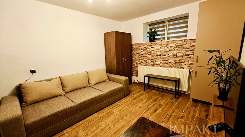 De inchiriat garsoniera, Semicentrala! - Poză 1