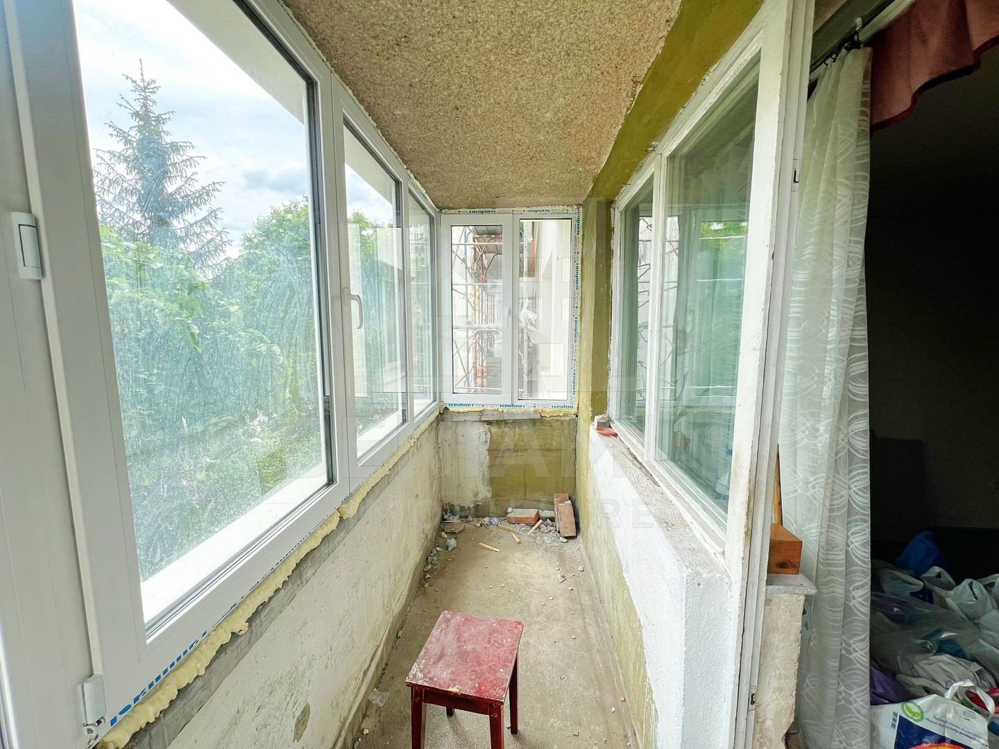 Apartament-2 Camere-48mp-CT- Etajul 2-Izolat-Bulevardul Saturn-Brasov - Poză 6
