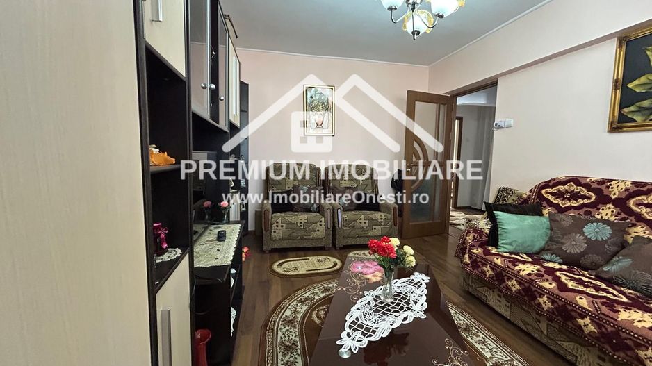 Apartament 3 camere de vânzare – Onești - Poză 3